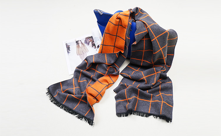 芳恩定制圍巾——冬季慰問禮品最佳搭檔